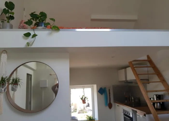 Studio Calme Et Lumineux Avec Terrasse